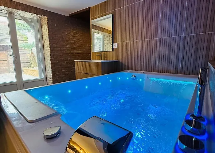 Appartamento Le Cupidon & *